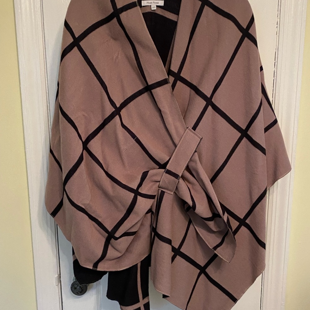 Reversible wrap. - Picture 4 of 5